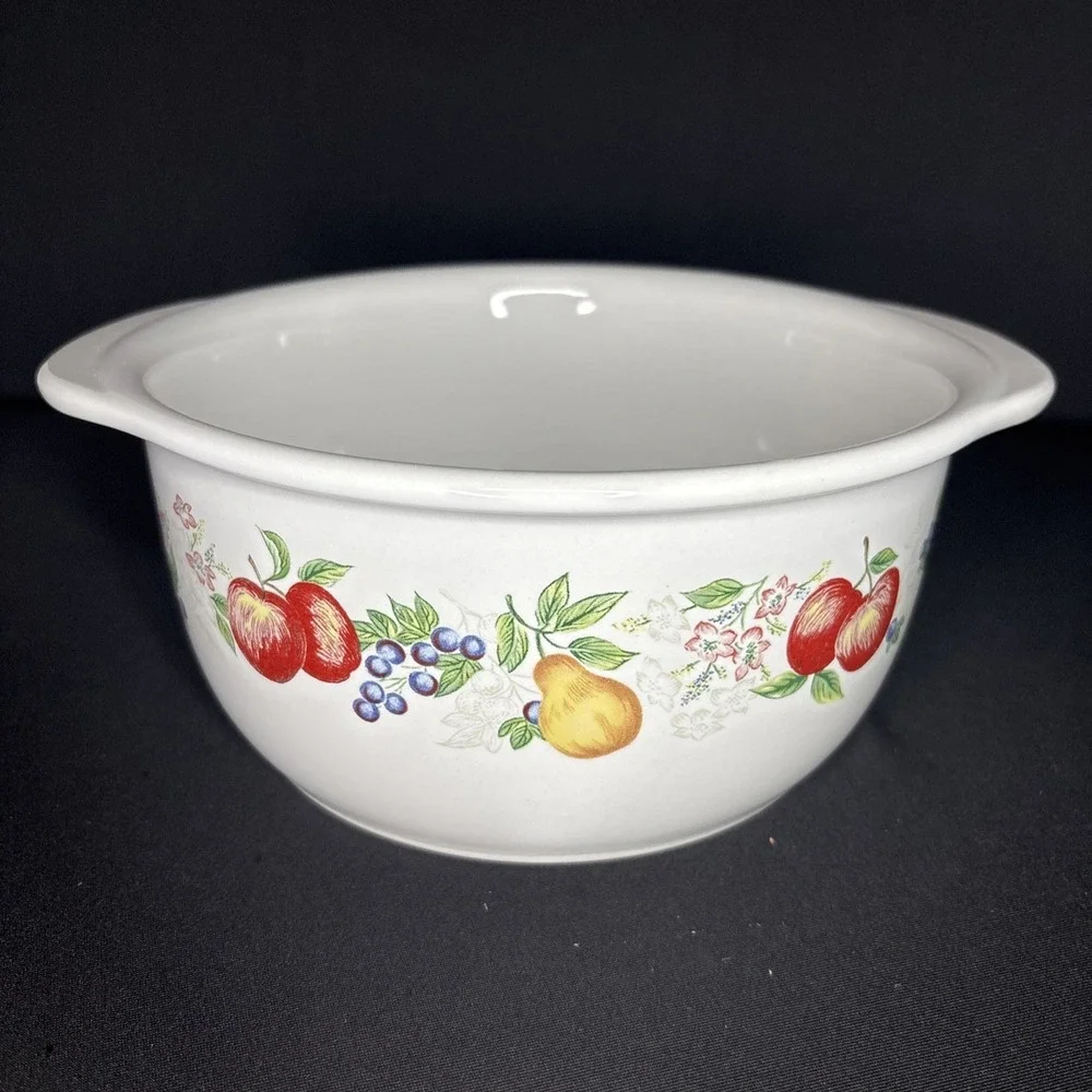 Stoneware Fruit Pattern Stoneware 1.47L/1.5 Qt Corelle Coordinate
